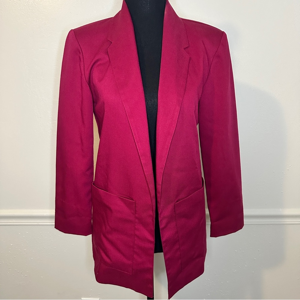 Elegant Magenta Women's Blazer
